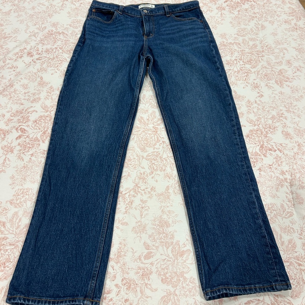 Abercrombie & Fitch Mid Ride 90’s Straight Jean